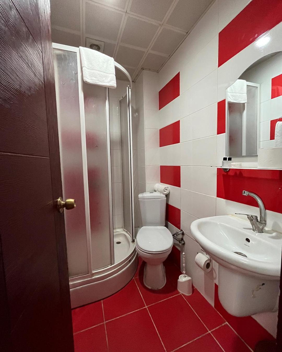 Red White Hotel Istanbul Bagian luar foto