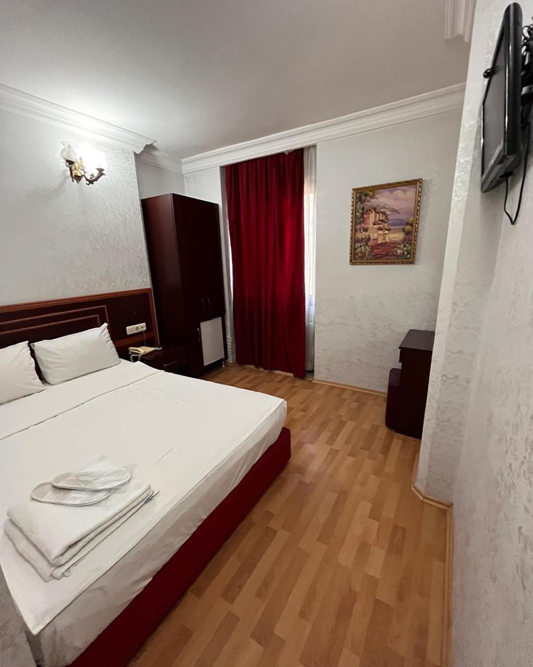 Red White Hotel Istanbul Bagian luar foto