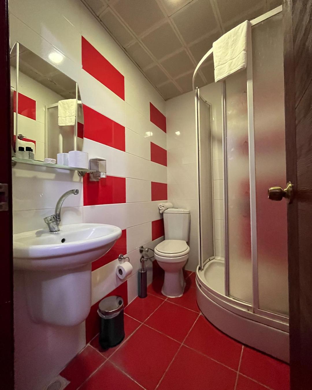 Red White Hotel Istanbul Bagian luar foto