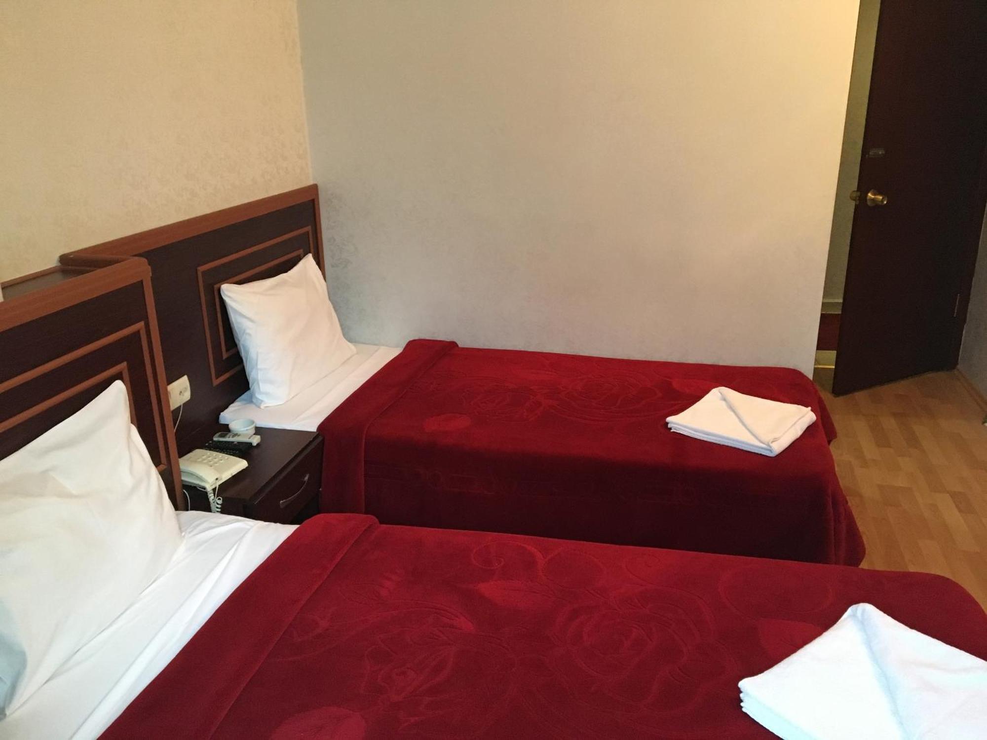 Red White Hotel Istanbul Bagian luar foto